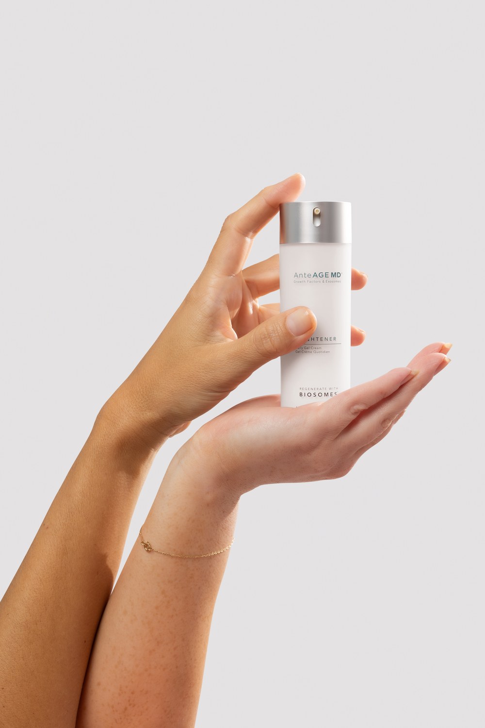 Applying AnteAGE MD Biosome Brightener